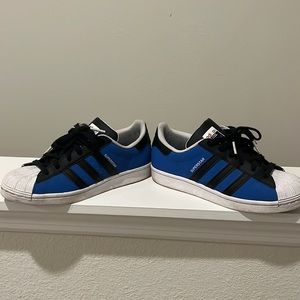 Hardly worn black and blue adidas superstar shoes!